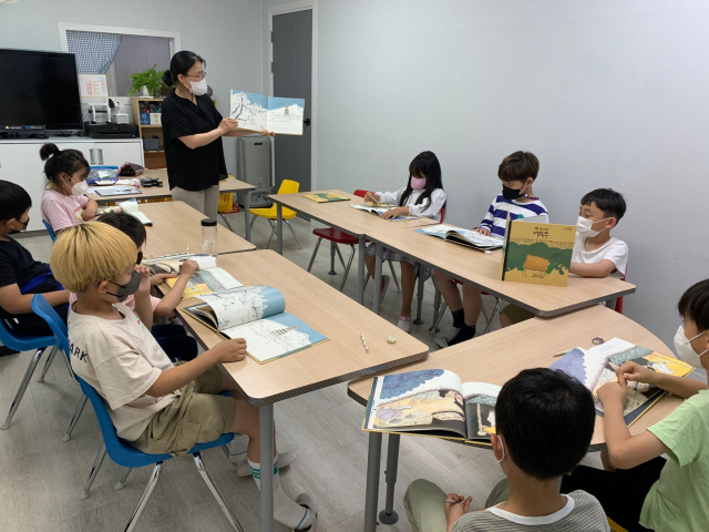 행북북구문화재단(이사장 배광식) 구수산도서관은 국립어린이청소년도서관이 주최하는 