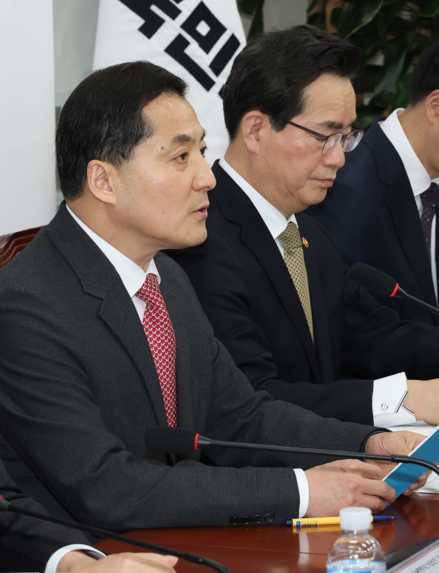국민의힘 박대출 정책위의장이 6일 국회에서 열린 양곡관리법 재의요구 후속대책 관련 민·당·정 간담회에서 발언하고 있다. 연합뉴스