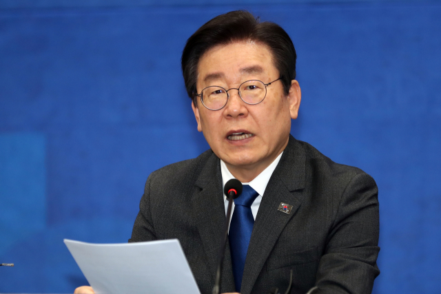 더불어민주당 이재명 대표가 7일 오전 광주 서구 김대중컨벤션센터에서 열린 현장 최고위원회의에서 모두발언하고 있다. 연합뉴스