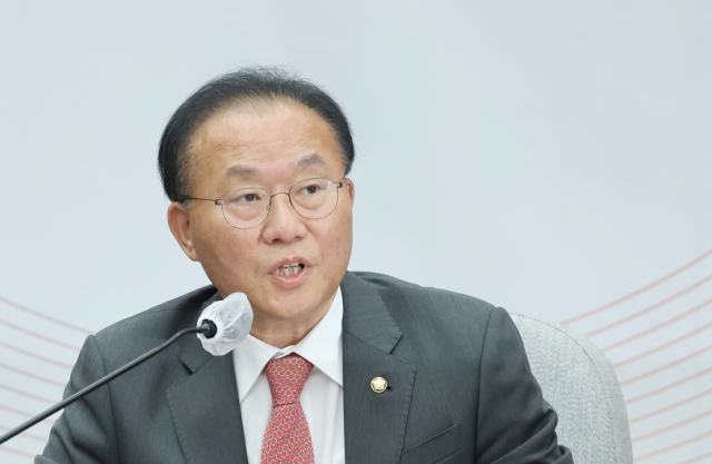 국민의힘 윤재옥 원내대표가 11일 오전 국회에서 열린 원내대책회의에서 발언하고 있다. 연합뉴스