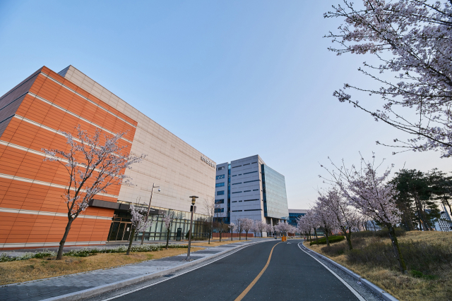 대구 동구 케이메디허브 의약생산센터 전경. 케이메디허브 제공