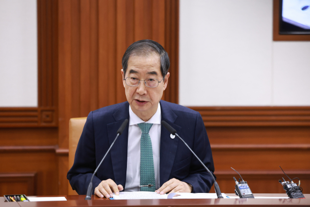 한덕수 국무총리가 지난달 20일 정부서울청사에서 열린 국정현안관계장관회의에 참석해 회의 의제를 말하고 있다. 연합뉴스