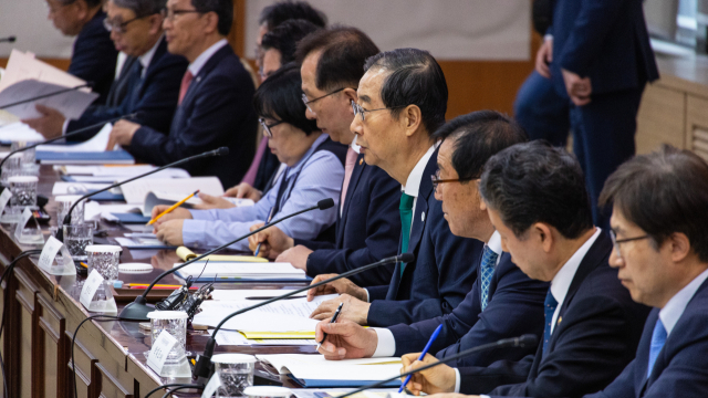 한덕수 국무총리가 25일 오전 서울 종로구 정부서울청사에서 열린 제8회 국가물관리위원회에 참석해 발언하고 있다. 연합뉴스