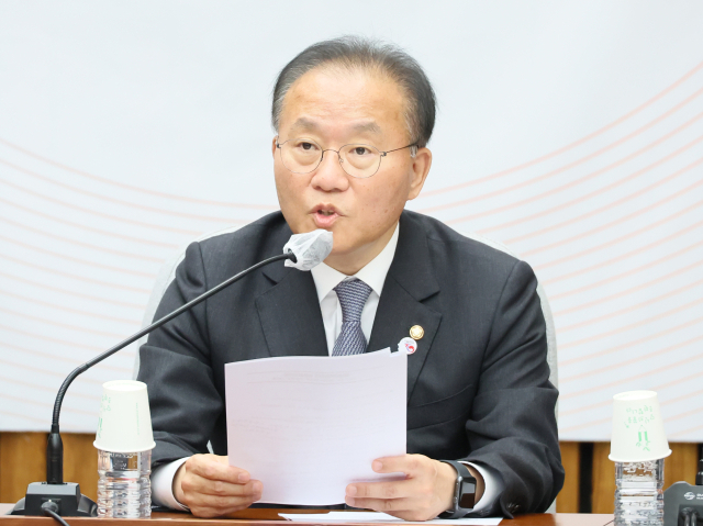 국민의힘 윤재옥 원내대표가 28일 오전 국회에서 열린 원내대책회의에서 발언하고 있다. 연합뉴스