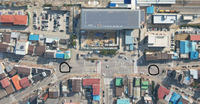 영주역 앞 항공사진. 검은 원이 있는 곳에 회전교차로가 들어선다. 마경대 기자