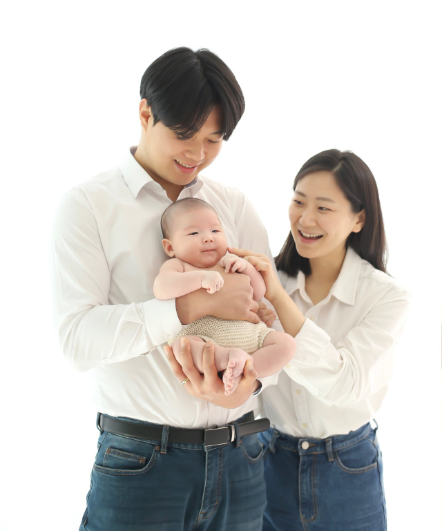 김민정·김진우 부부 첫째 딸 김고운