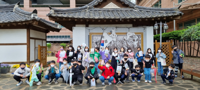 대구시교육청은 오는 11월까지 초·중·고 70개 학교의 6천600여 명 학생을 대상으로 대구 역사문화 자산을 활용한 체험 중심 인성교육인 