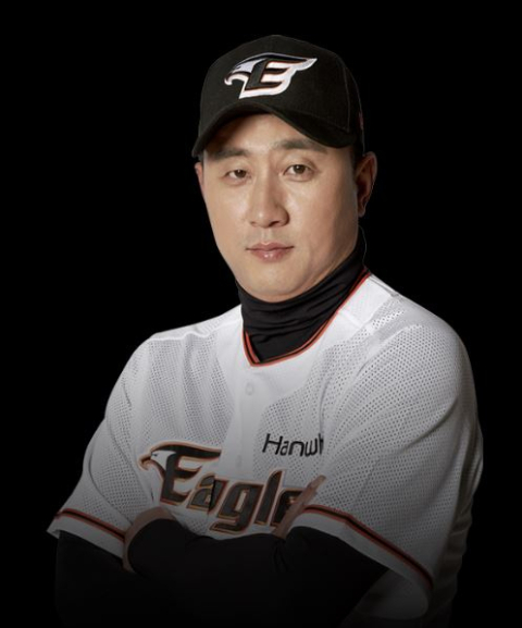 최원호 한화 이글스 감독, 성적 부진에 자진 사퇴