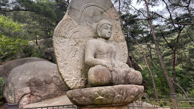 경주삼릉계석불좌상