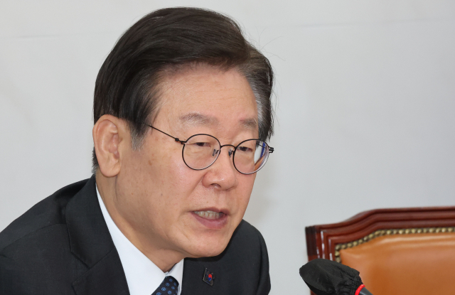 더불어민주당 이재명 대표가 24일 오전 서울 여의도 국회에서 열린 청년미래연석회의 출범식에서 축사하고 있다. 연합뉴스