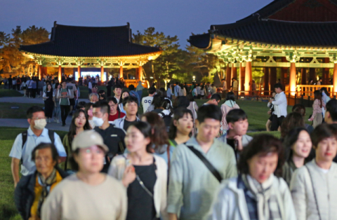 경주 도심 곳곳 관광객 ‘넘실’…5월 방문객 지난해 대비 35%↑