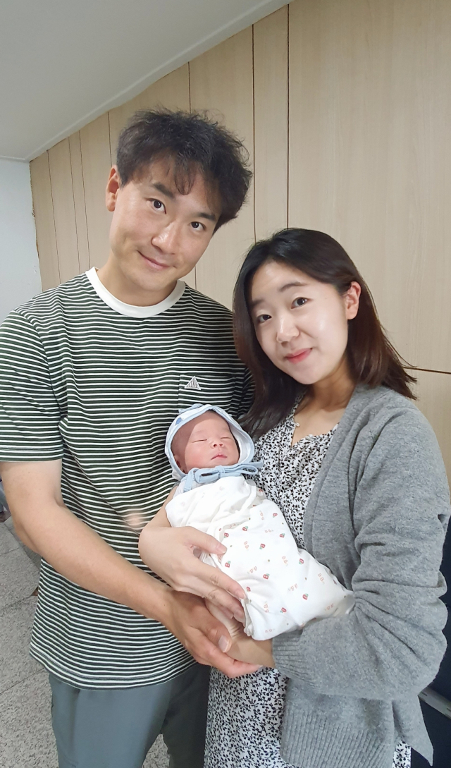 이화정·김종수 부부 첫째 아들 김재연