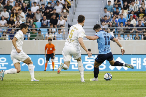 대구FC, '대팍의 왕' 세징야 골 앞세워 FC서울 격파