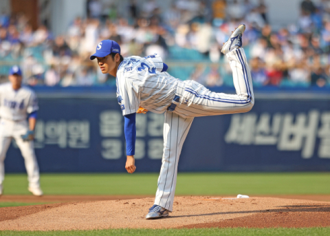 강민호 끝내기 투런포…삼성, 11일 연장 승부 끝에 6대4로 롯데 격파