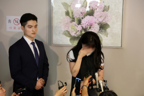 '부산 돌려차기' 피해자 