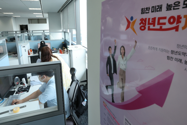 매월 70만원씩 5년간 적금하면 최대 5천만원의 목돈을 마련할 수 있는