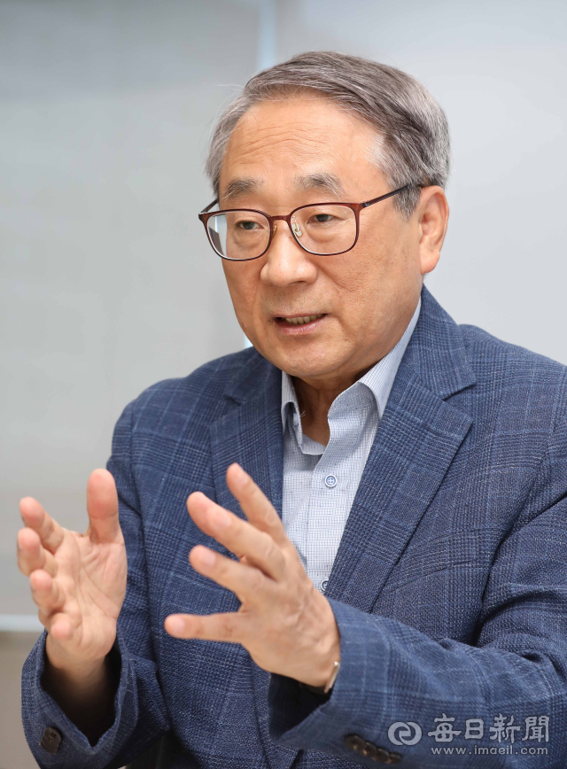 동구 신천동 대구정책연구원에서 만난 박양호 원장은 