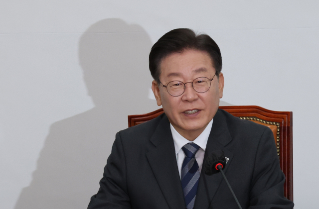 민주당 이재명 대표가 26일 국회 당 사무실에서 열린 최고위에서 발언하고 있다. 연합뉴스