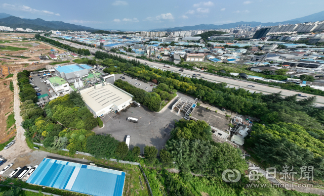 28일 대구시에서 대구도시철도 4호선 기본계획이 발표된 가운데 차량기지로 정해진 북구 검단동 도축장 전경. 안성완 기자 asw0727@imaeil.com