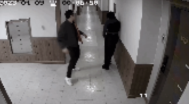 30대 불법체류자 중국인이 전 연인을 찾아가 무차별 폭행을 하고 금품을 빼았았다 . 제주서부경찰서