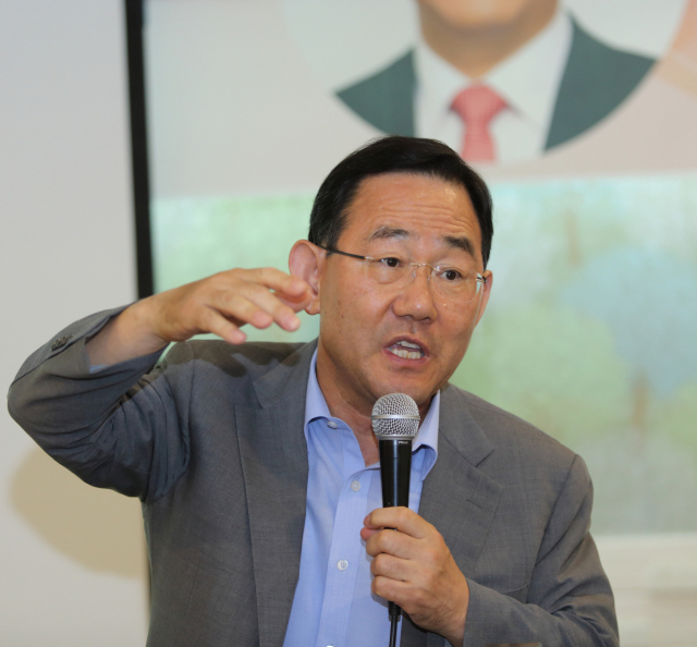 주호영 국민의힘 의원(대구 수성구갑)이 3일 열린 매일 탑 리더스 아카데미에서 