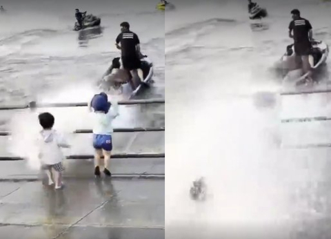 한강서 제트스키가 쏜 물대포에 날아간 아이