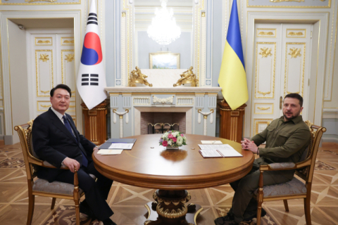 한-우크라 정상회담 개최, 우크라 평화 연대 이니셔티브 추진키로