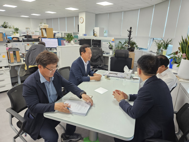 박현국 봉화군수가 행정안전부를 방문, 신속한 수해 복구비 국비 지원을 요청했다., 봉화군 제공