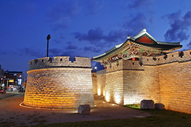 앞서 복원한 경주읍성 동벽 모습. 경주시 제공