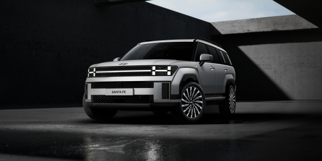 현대자동차는 대표 중형 SUV 