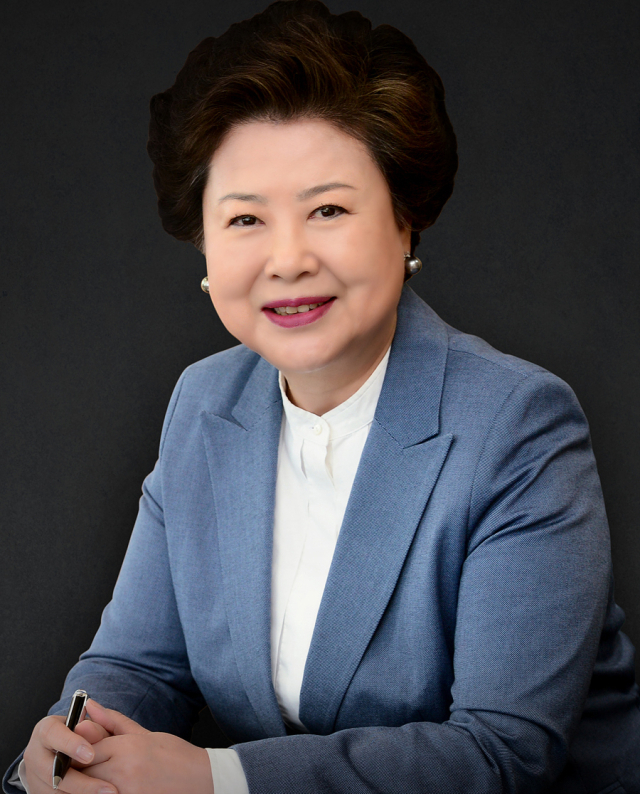 대구시여성대상으로 선정된 남성희 대구보건대 총장