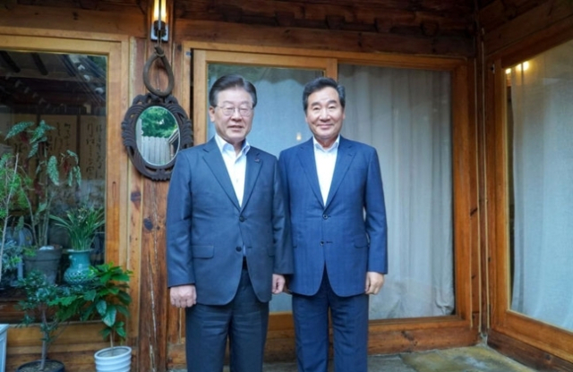 지난 7월 28일 이재명 더불어민주당 대표와 이낙연 전 더불어민주당 대표가 서울 모처에서 저녁식사를 겸한 회동을 가졌다. 더불어민주당 제공