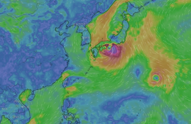 유럽중기예보센터(ECMWF) 모델 예상 6호 태풍 카눈 8월 9일 0시 위치