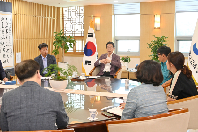 임종식 경북도교육감이 지난 2일 본청 접견실에서 