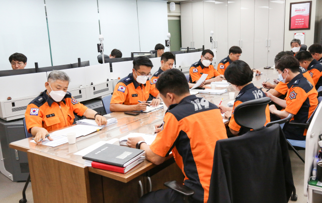 대구소방안전본부는 강한 세력으로 대구지역에 큰 피해를 끼칠 것으로 예상되는 태풍 