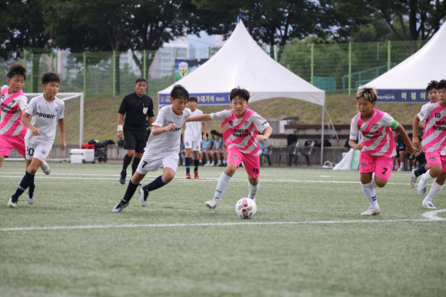 '2023 화랑대기 전국 유소년축구대회' 경기 모습. 경주시 제공