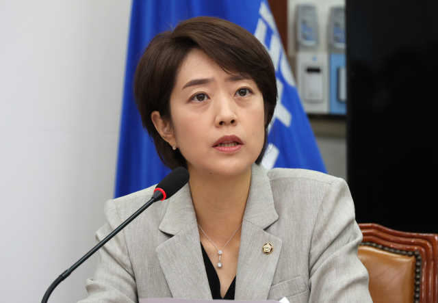 더불어민주당 고민정 최고위원이 지난달 28일 오전 서울 여의도 국회에서 열린 최고위원회의에서 발언하고 있다. 연합뉴스