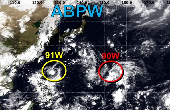 미국 합동태풍경보센터(JTWC, Joint Typhoon Warning Center)는 22일 오후 11시(한국시간) 기준으로 일본 본토 남동쪽 먼 바다의 90W 열대요란, 필리핀 바로 동쪽 해상(한반도에서는 정남쪽)의 91W 열대요란을 감시하고 있다. 둘 다 열대저압부(열대저기압)로 발달해 다시 태풍으로 격상될 가능성이 있다. JTWC 홈페이지