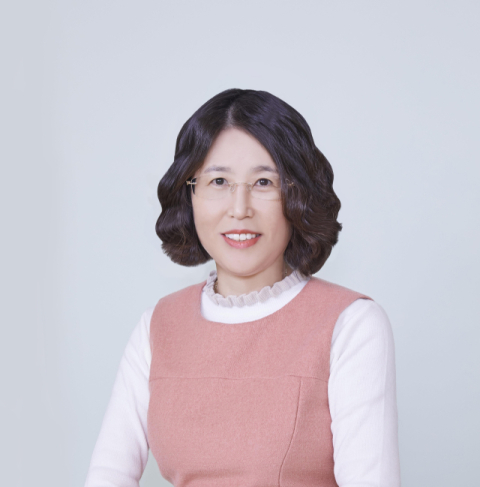 [경북교육, 칭찬 잇기] <9>김옥매 원감, 유치원 환경개선과 다문화교육 실천에 기여