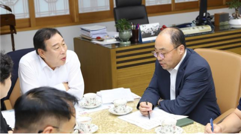 최병욱 세종청사 공무원노조연합회장, 최민호 세종시장 만나 