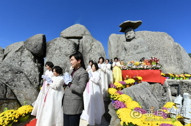 2023 경산갓바위소원성취축제가 9월 2~3일 경산시 갓바위공영주차장 일원에서 열린다. 사진은 지난해 축제의 다례봉행 모습. 경산시 제공