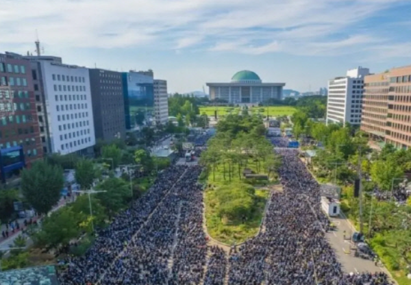 지난 2일 서울 여의도 국회 앞에서 열린 