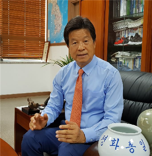 문창섭 삼덕통상 회장. [사진=삼덕통상]