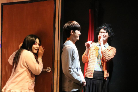 대구의 대표 코믹반전스릴러 연극 '그녀가 산다'