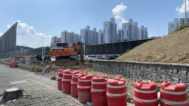 지난 11일 달서구 용산동 일대에 한국가스공사의 고압가스 배관 매립 공사가 벌어지고 있다. 대구안전생활실천시민연합 제공