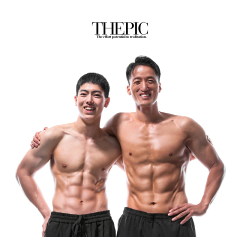 지난 7월 부산에서 열린 2023. World Natural Championship에 참여한 영남공고 1학년 김창연 학생이 보디빌딩 틴에이저에서 1위를, 지한구 지도 교사가 스포츠 모델 마스터즈에서 3위를 각각 차지했다. 대구시교육청 제공