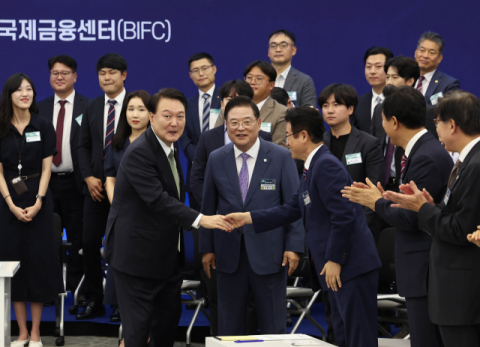 尹대통령 '지방시대' 선포…