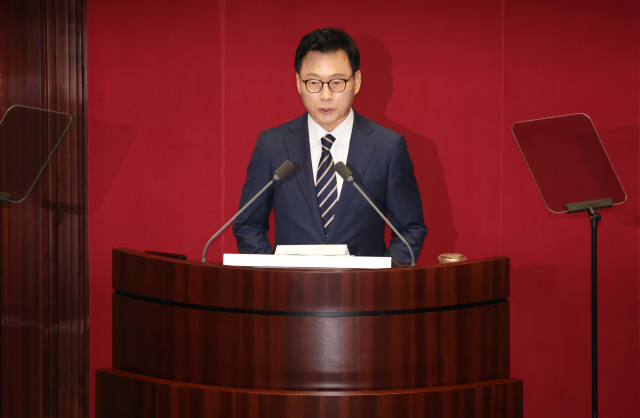 18일 국회에서 열린 본회의에서 더불어민주당 박광온 원내대표가 교섭단체 대표 연설을 하고 있다. 연합뉴스