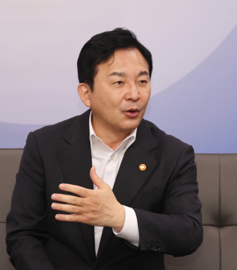 원희룡 국토교통부 장관이 18일 오후 세종시 정부세종청사에서 열린 출입기자단 간담회에 참석해 발언하고 있다. 연합뉴스