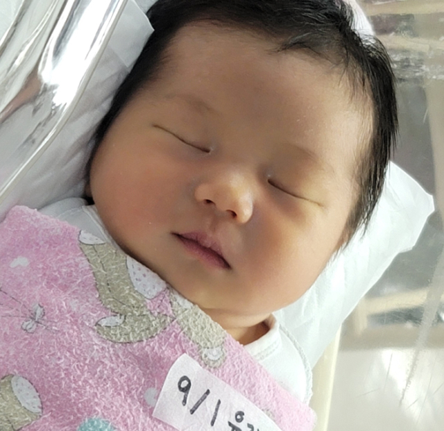 윤진영 산모 아기